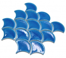 Azulejo de mosaico de cerámica fan escamas de pescado uni azul oscuro hielo craquelado estilo MOS13-FS3
