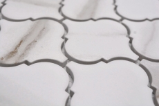 Muestra de mano mosaico cerámico Florentino Calacatta Vintage blanco gris-marrón mate MOS13-0204_m