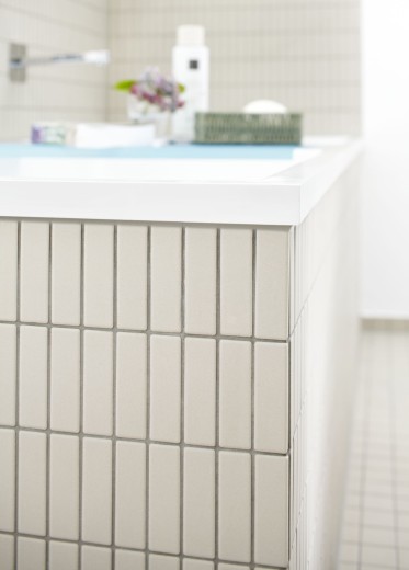 Muestra de mano mosaico azulejo cerámica barras beige claro sin esmaltar MOS24B-1211-R10_m