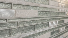 Mosaico de vidrio piedra natural varillas mosaico azulejo aluminio blanco plata claro gris salpicaduras pared revestimiento baño WC - MOS49-GV64