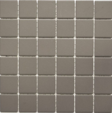 Muestra de mano azulejo mosaico cerámica barro gris sin esmaltar RUTSCHEMMEND BAD MOS14B-0204-R10_m