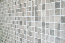 Mosaico de vidrio sostenible revestimiento de pared textura de madera reciclada gris beige azulejo backsplash MOS63-324