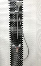 Muestra de mano Mini Metro Subway mosaico azulejo cerámica negro backsplash cocina MOS26-0302_m