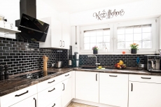Muestra de mano Metro Subway mosaico azulejo cerámica azulejo backsplash cocina negro MOS26M-0303_m