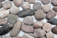 Muestra de mano mosaico azulejo río guijarro piedra guijarro negro guijarro arqueado beige gris negro MOS30-1204_m