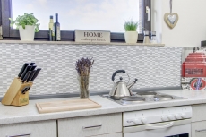 Muestra de mano mosaico azulejo azulejo backsplash blanco translúcido varillas mosaico de vidrio Cristal piedra blanco blanco mate MOS87-1401_m