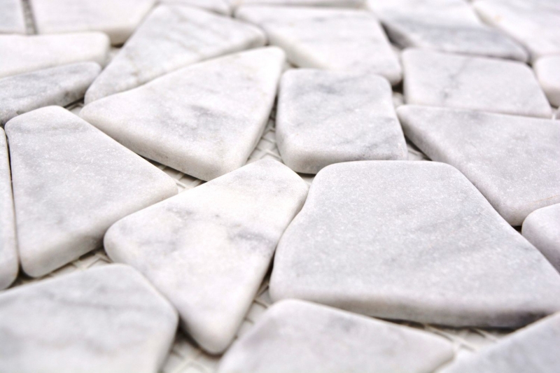 Muestra de la mano de piedra natural de mármol mosaico blanco carrara aspecto mate pared piso cocina baño ducha MOS44-30-2030_m