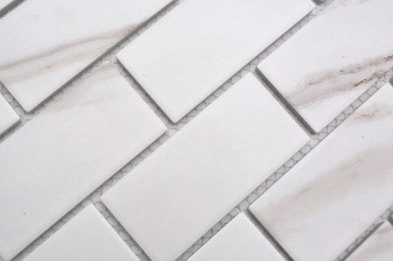 Azulejo de mosaico de cerámica muestra de mano Pared enlace compuesto Calacatta blanco gris-marrón mate MOS26M-1112_m