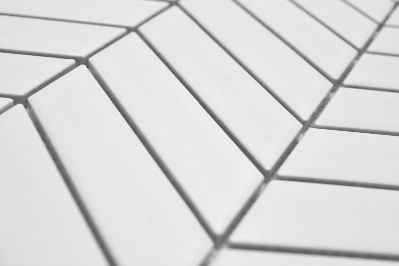 Muestra de mano mosaico cerámico espiga uni blanco mate MOS24-EV21_m