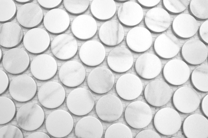 Muestra de mano azulejo mosaico cerámico Button Loop Penny Round Cararra blanco gris mate MOS10-1102GR_m