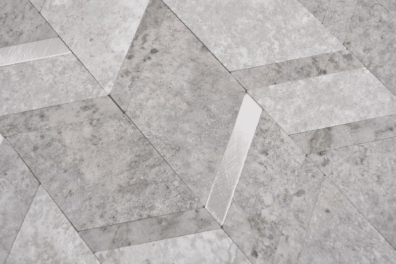 Muestra de mano flecha vinilo efecto piedra Cemento gris claro/Plata azulejo de pared MOS200-2CLG_m