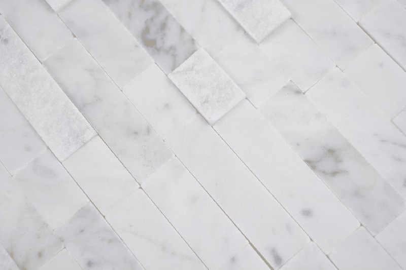 Muestra de mano azulejo de pared de piedra natural compuesta con aspecto de Carrara MOS200-M22_m