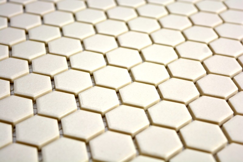Muestra de mano azulejo mosaico cerámica blanco hexágono beige claro sin esmaltar MOS11A-1202-R10_m