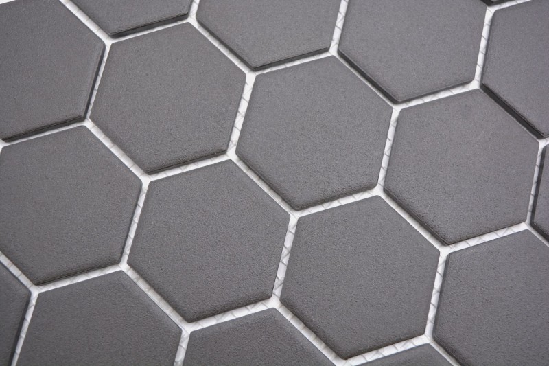 Muestra de mano azulejo de mosaico de cerámica hexágono negro sin esmaltar MOS11B-0304-R10_m