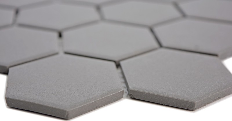 Muestra de mano azulejo mosaico cerámica hexágono gris oscuro sin esmaltar MOS11B-0213-R10_m