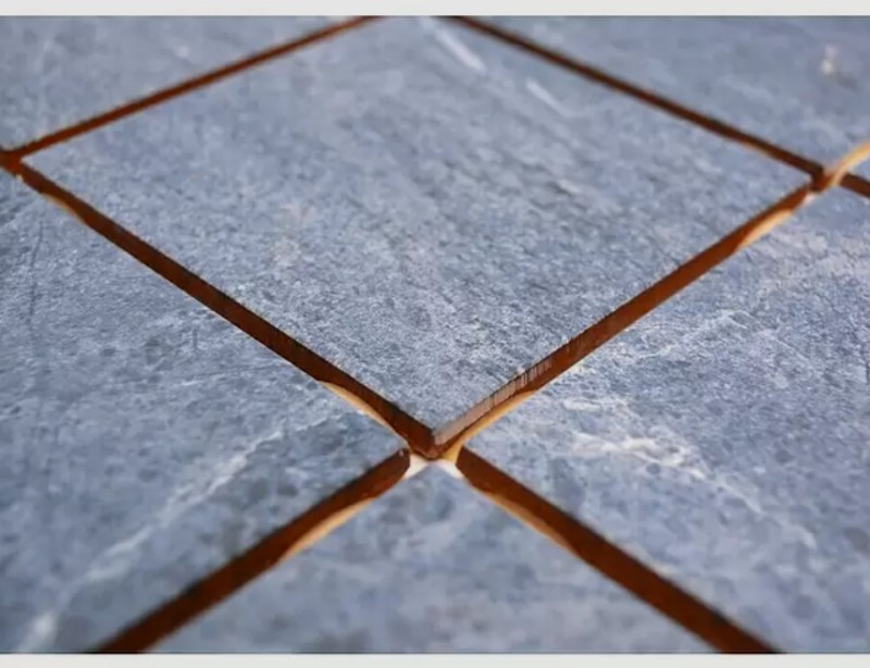 Muestra de mano azulejo de mosaico de cerámica gris azul mate efecto piedra Piastrella MOS22-BH808_m