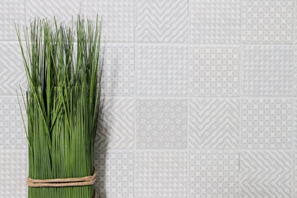 Muestra de mano retro vintage mosaico azulejo cerámica gris Geo Grey MOS22B-1402_m