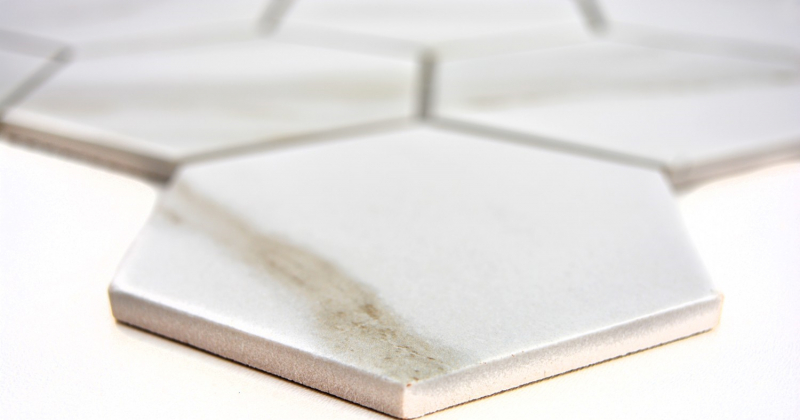 Muestra de mano mosaico azulejo cerámica blanco hexágono calacatta pared azulejo baño MOS11F-0112_m