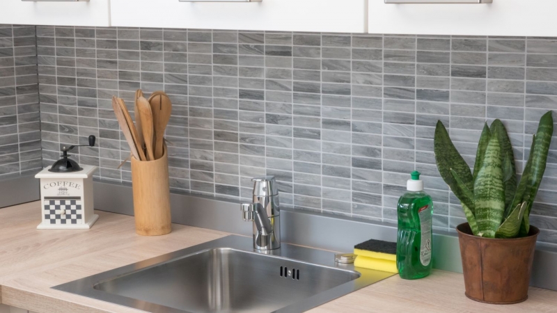 Pequeño azulejo de mosaico de cerámica efecto piedra gris pared azulejo baño MOS24-STSO23