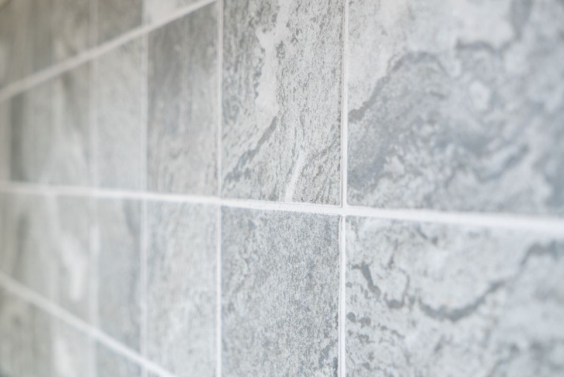 Muestra de mano mosaico azulejo cerámica efecto piedra estructura gris azulejo backsplash cocina MOS22-HWA9GY_m