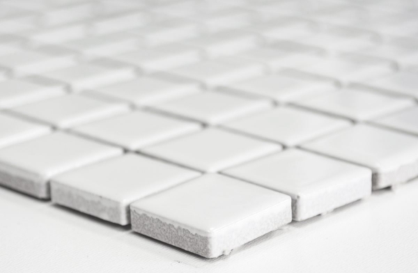 Muestra de mano cerámica mosaico ducha splashback BLANCO GLOSSY baño azulejo cocina splashback MOS18D-0101_m