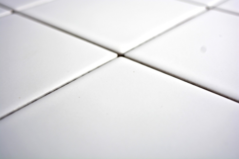 Muestra de mano azulejo mosaico cerámica blanco mate revestimiento bañera MOS23-0111_m