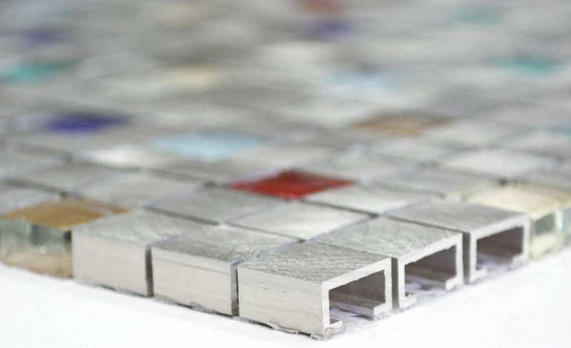 Muestra de mano mosaico azulejo aluminio translúcido aluminio vidrio mosaico Crystal color plata MOS49-A702_m