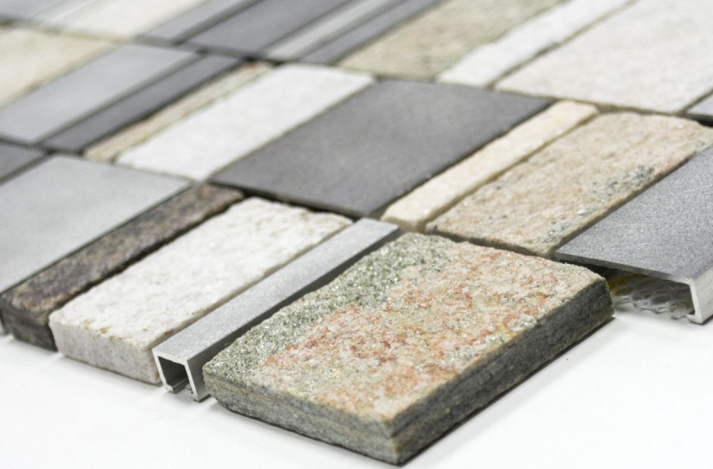 Muestra de mano mosaico azulejo cuarcita piedra natural aluminio gris plata beige claro rectángulo MOS49-515_m