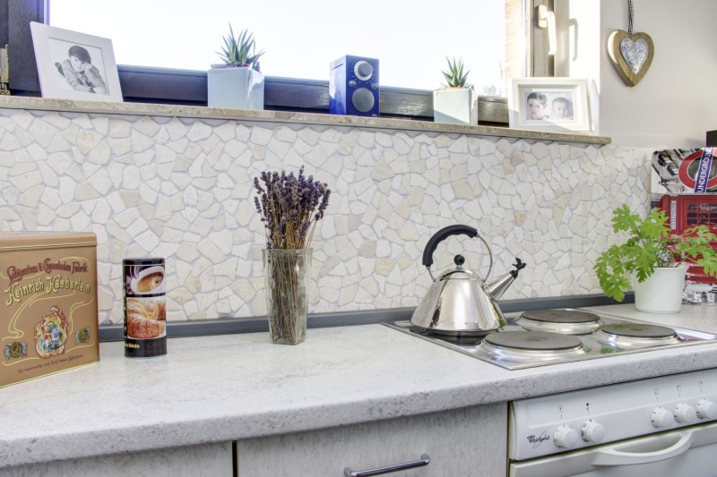 Mosaico de mármol de cantera de piedra natural de color beige claro marfil azulejo poligonal splashback paneles de pared - MOS44-30-100