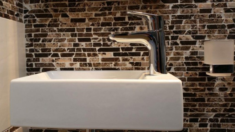 Mosaico de mármol de piedra natural beige marrón oscuro ladrillo castanao compuesto splashback pared azulejo cuarto de baño - MOS40-0185