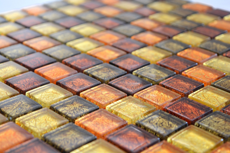 Muestra de mano mosaico azulejo Mosaico de vidrio translúcido Estructura de cristal oro naranja MOS120-07814_m