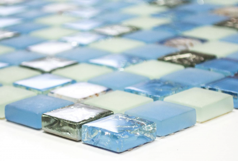 Muestra de mano mosaico azulejo Azulejo backsplash Azul translúcido Mosaico de vidrio Cristal concha azul MOS82B-0104_m