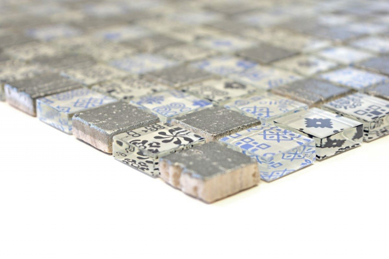 Muestra de mano mosaico azulejo Azulejo backsplash Translúcido azul negro Mosaico de vidrio Cristal Resina Óptica azul negro plata MOS83-CB07_m