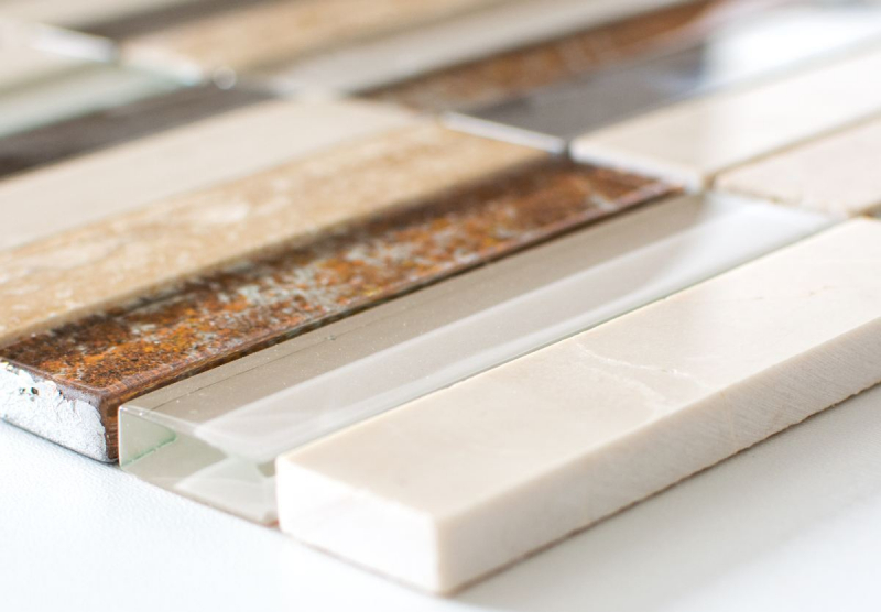 Muestra de mano mosaico azulejo espejo translúcido acero inoxidable beige rectángulo vidrio mosaico cristal piedra acero beige MOS87-52X_m