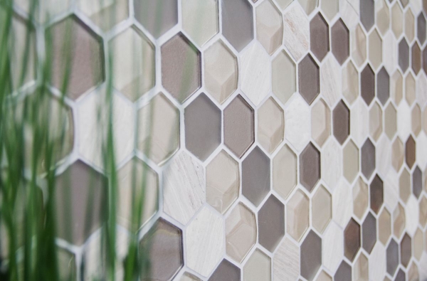 Muestra de mano mosaico azulejo Azulejo backsplash Gris claro translúcido Hexágono mosaico de vidrio Piedra de cristal 3D gris claro MOS11D-44_m