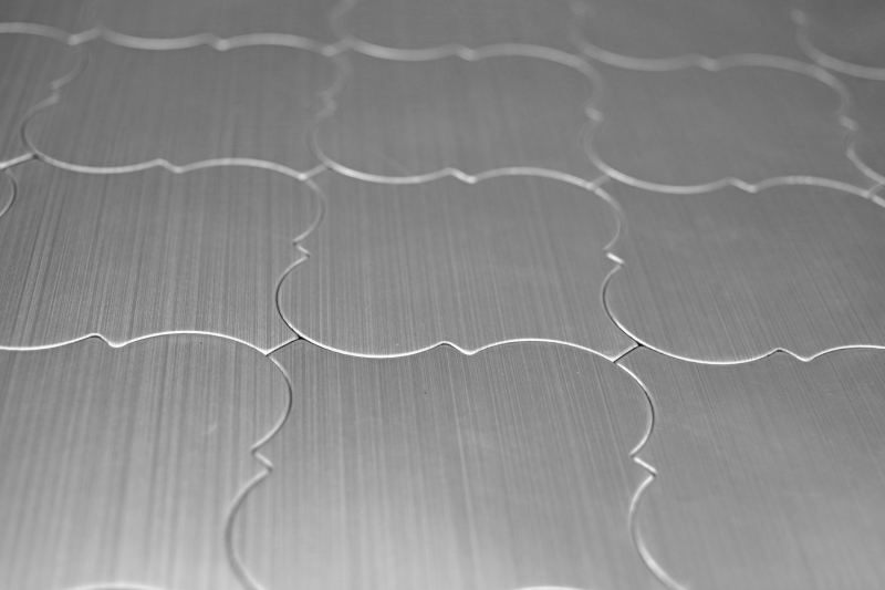 Muestra de mano mosaico azulejo autoadhesivo aluminio plata metal florentino MOS200-22LAT_m