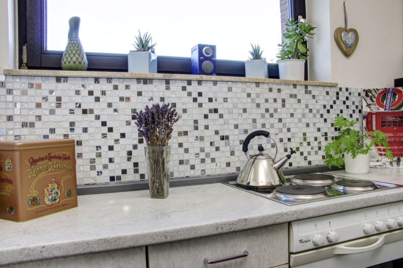 mosaico de vidrio autoadhesivo mosaico de azulejos de acero inoxidable blanco MOS200-4CM24