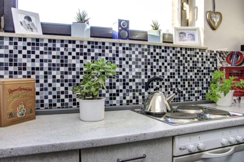 mosaico de vidrio autoadhesivo mosaico azulejo gris negro blanco limpie MOS200-4CM28
