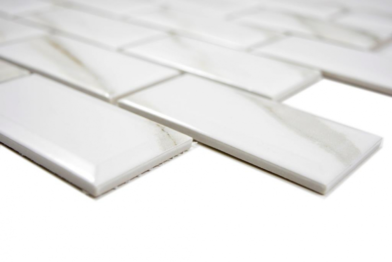Muestra de mano cerámica mosaico Metro Calacatta backsplash cocina splashback BAD ducha MOS26M-0204_m