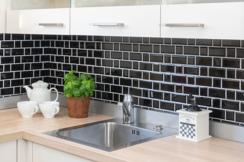 Muestra de mano Metro Subway mosaico azulejo cerámica negro azulejo backsplash cocina MOS26WM-0301_m