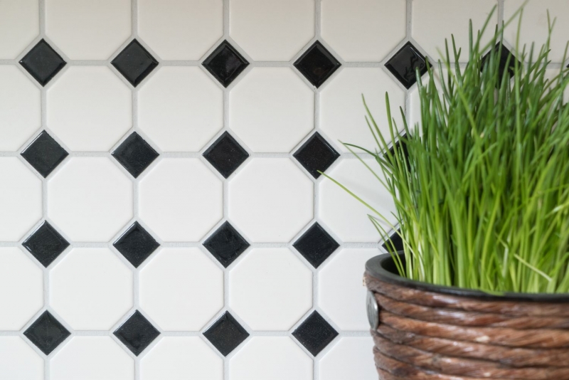 Muestra de mano mosaico azulejo cerámica octágono blanco mate negro brillante pared azulejo baño MOS13-OctaG468_m