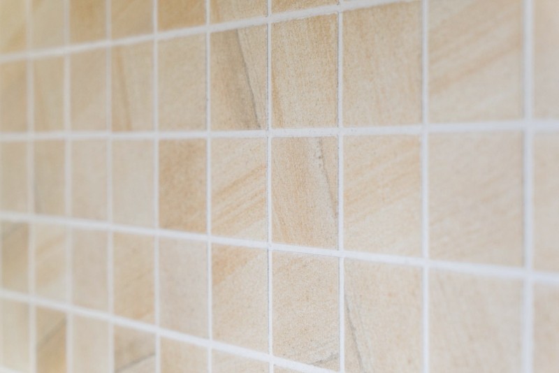 Muestra de mano mosaico azulejo piedra natural aspecto beige estructura baño azulejo backsplash MOS16-AISO98_m
