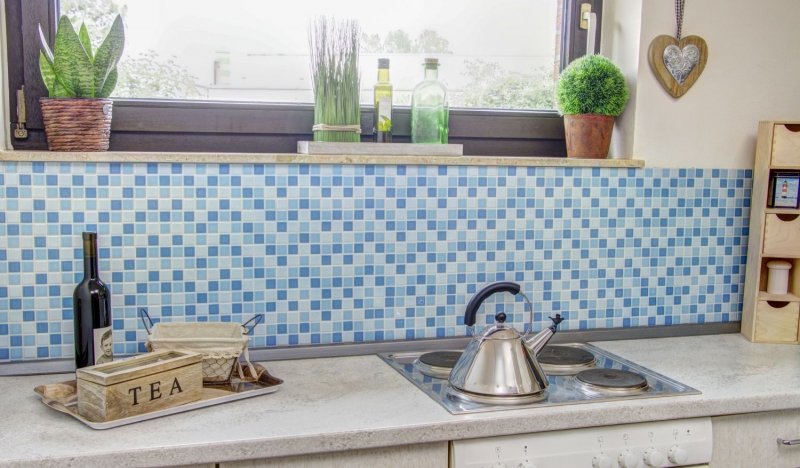 Muestra de mano piscina mosaico mosaico azulejo cerámica azul blanco brillante pared de ducha MOS18-0407_m