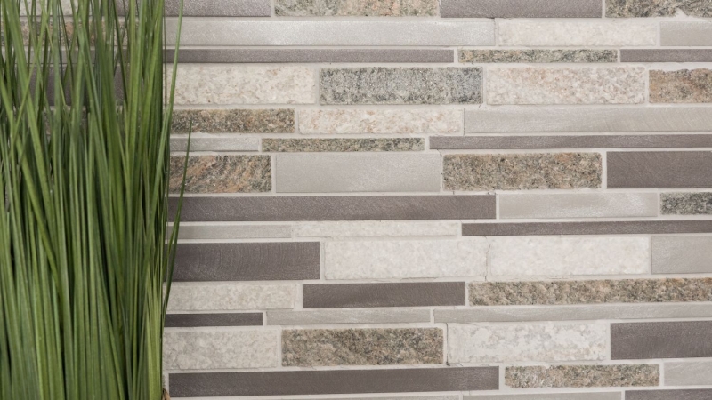 Muestra de mano mosaico azulejo cuarcita piedra natural aluminio plata gris claro beige compuesto MOS49-XSA535_m