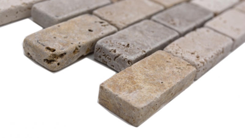 Muestra de mano mosaico azulejo travertino piedra natural beige marrón Ladrillo travertino tumbled MOS43-46474_m