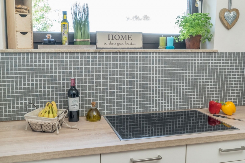 Muestra de mano mosaico azulejo backsplash cuarzo compuesto piedra artificial Gris artificial MOS46-ASM23_m