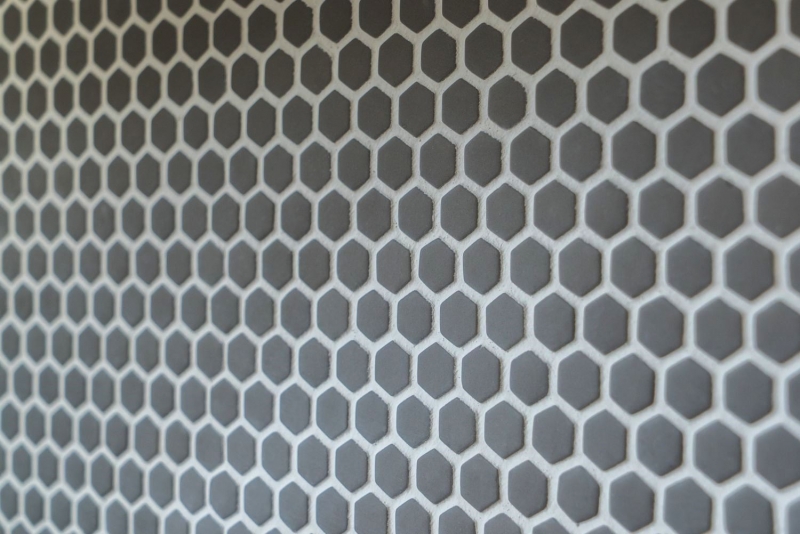 Muestra de mano mosaico ECO Reciclaje GLAS Hexágono Esmalte gris-marrón mate MOS140-HX15G_m