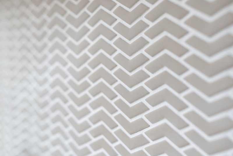 Muestra de mano mosaico ECO Reciclaje VIDRIO Espiga Esmalte crema mate MOS140-HB33C_m