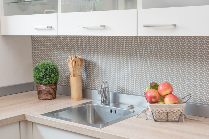 Muestra de mano mosaico ECO Reciclaje VIDRIO Espiga Esmalte crema mate MOS140-HB33C_m
