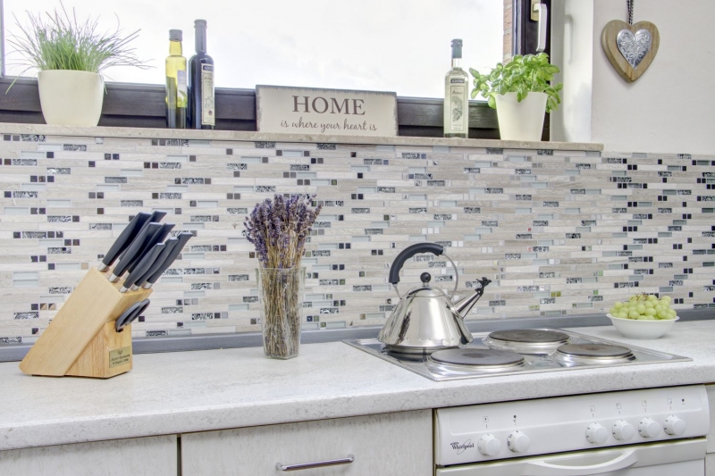 Muestra de mano mosaico azulejo azulejo backsplash translúcido acero inoxidable blanco madera compuesto vidrio mosaico cristal piedra acero madera blanco MOS86-0108_m